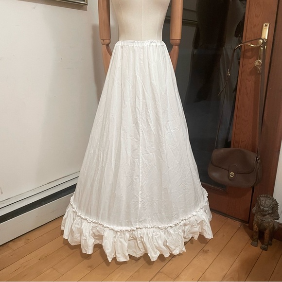 Laura Ashley Dresses & Skirts - RARE Laura Ashley Vintage 1980s White Cotton Ruffle Wedding Hoop Petticoat Skirt